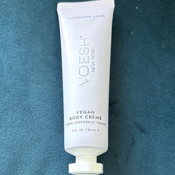 VOESH Other - VOESH Lavender Land Vegan Body Crème - White